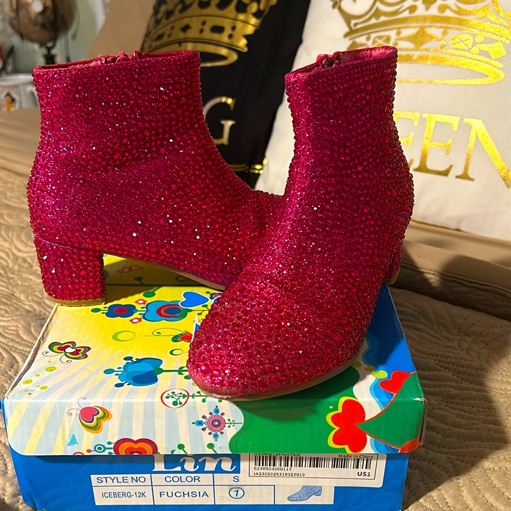 Girls gem hot pink booties